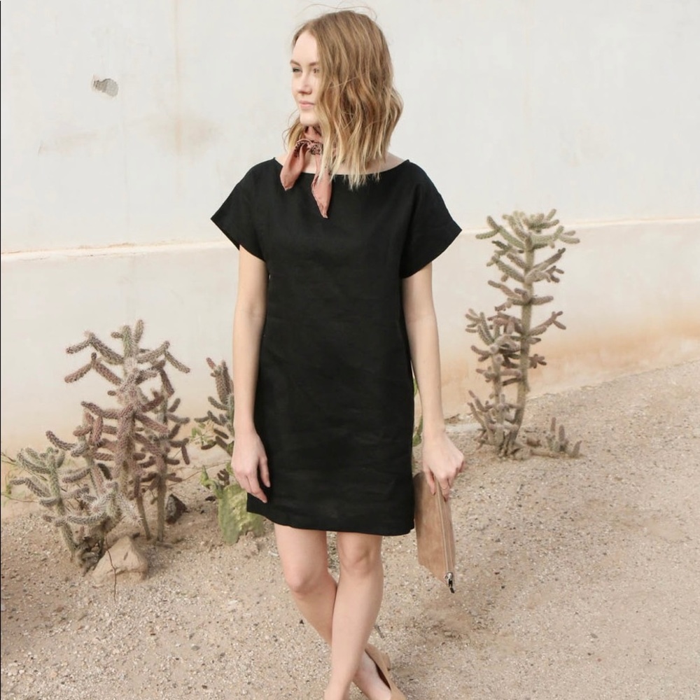 Ozma of California weekend dress in black